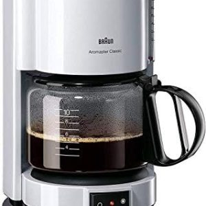 Braun Household Kaffeemaschine KF 47 WH - Filterkaffeemaschine mit Glaskanne für klassischen Filterkaffee, Aromatischer Kaffee dank OptiBrew-System, Tropfstopp, Abschaltautomatik, Weiß