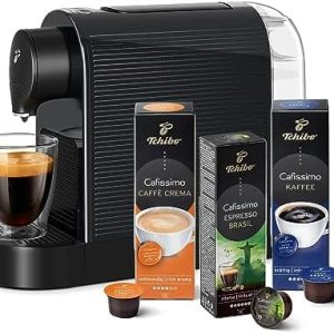 Tchibo Cafissimo „Pure plus“ Kaffeemaschine Kapselmaschine inkl. 30 Kapseln für Caffè Crema, Espresso und Kaffee | 0,8l | 1250 Watt | 11,9 x 33,7 x 24 cm | Schwarz